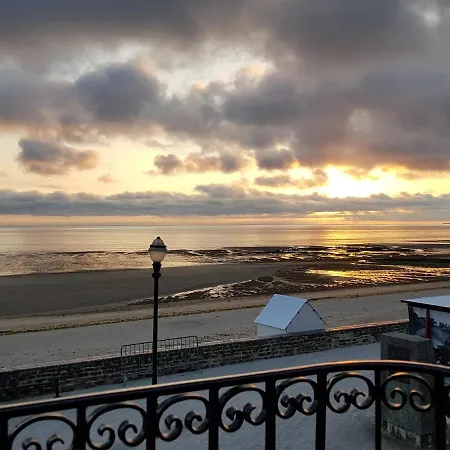 Vakantiehuis Maison Renovee, Face A La Mer, Cablee Fibre Optique *
